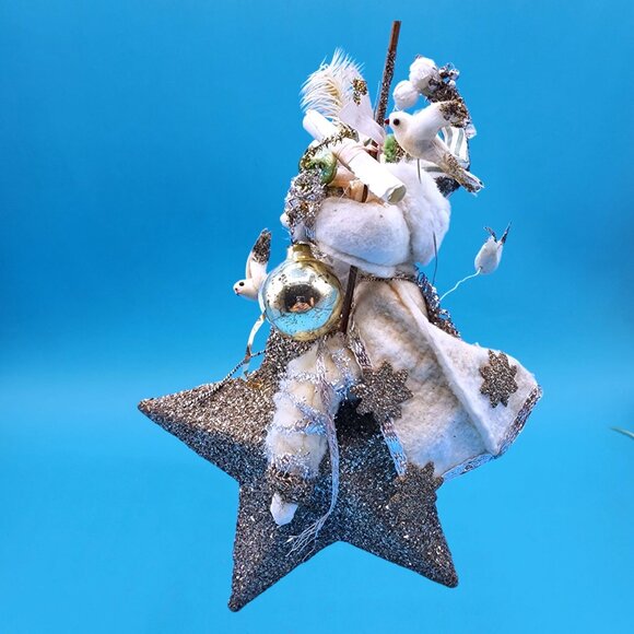 Santa Riding Star Decoration Assemblage Art Artisan Designed Felt Silver Gold - Picture 8 of 11